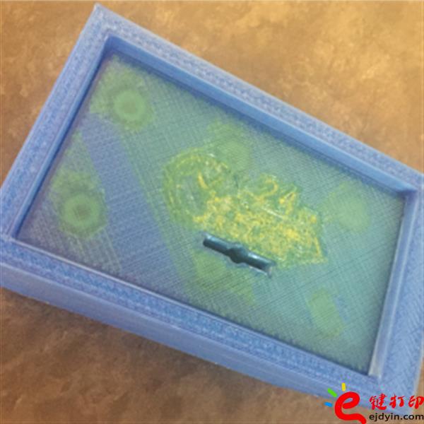 来看看金银珠宝首饰专用的塑料3D打印保险箱_最专业的3D打印服务平台